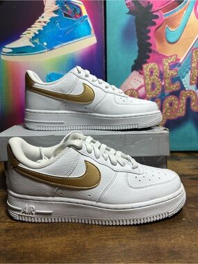 Air Force 1 '07 Next Nature White | Metallic Gold women size 7